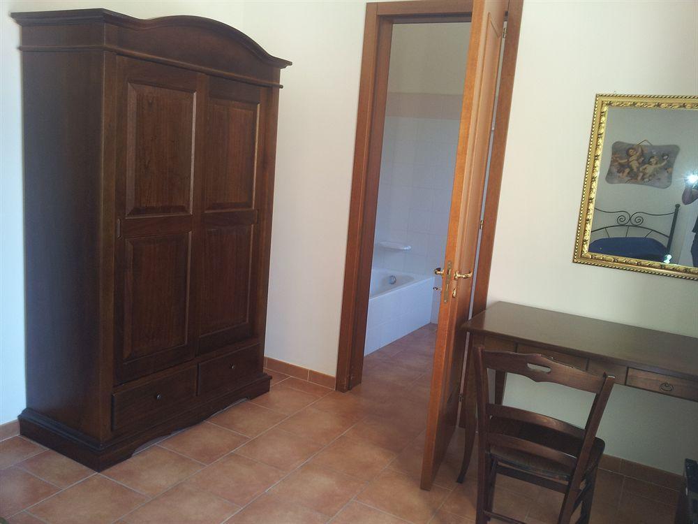Istituto Antonacci Rooms 莱切 外观 照片